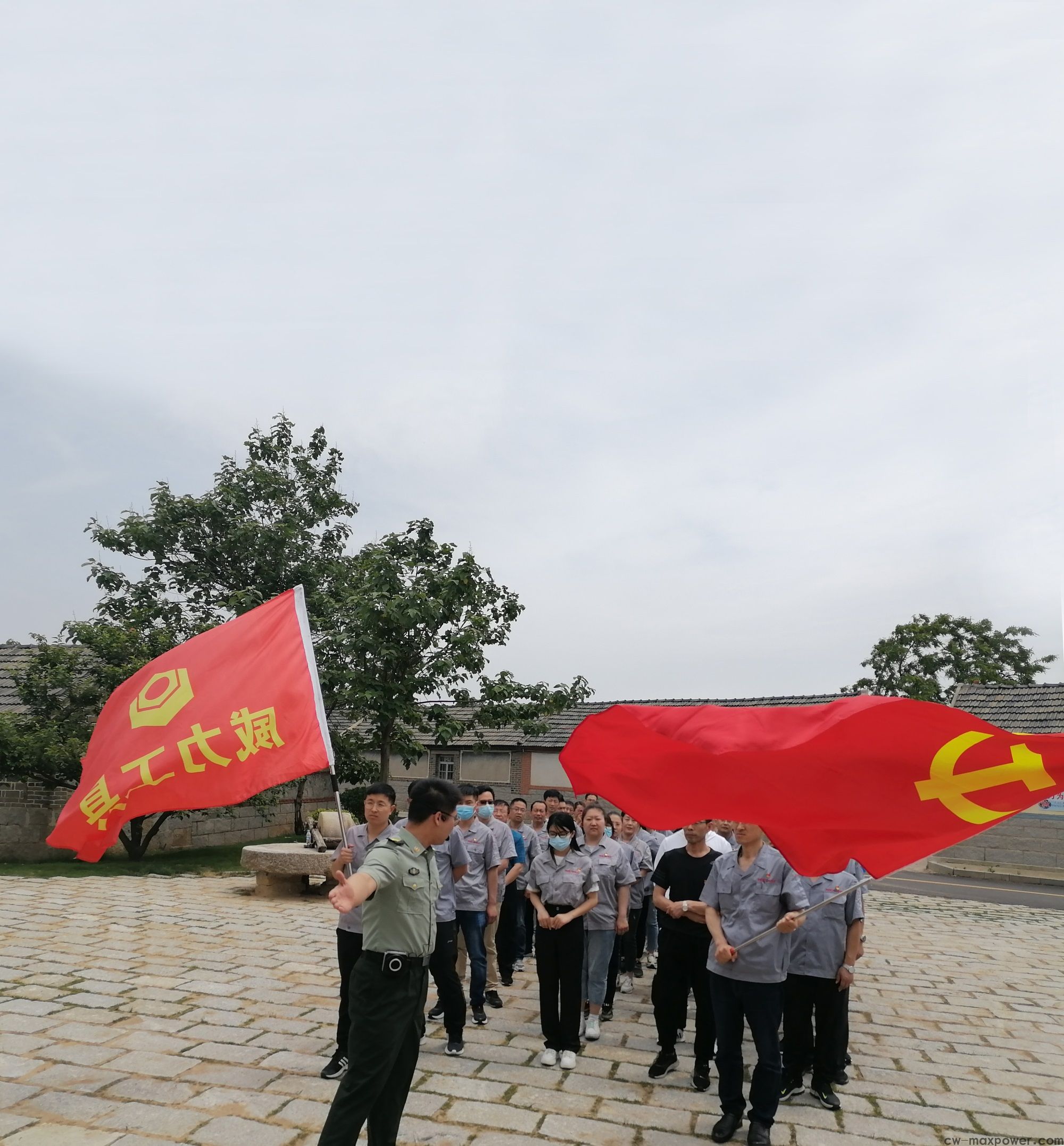 传承红色基因  亚星游戏集团党委开展红色主题党建活动(图15)